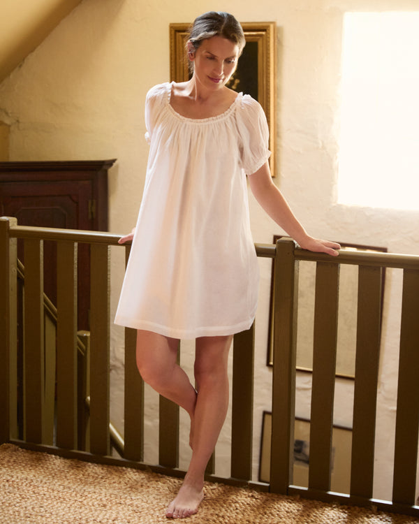 Cosette - White